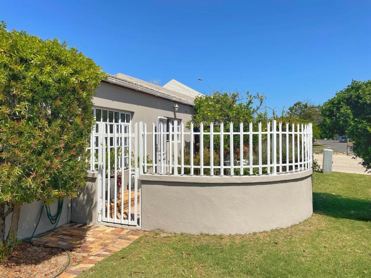 Lemon Tree Cottage Edgemead エクステリア 写真